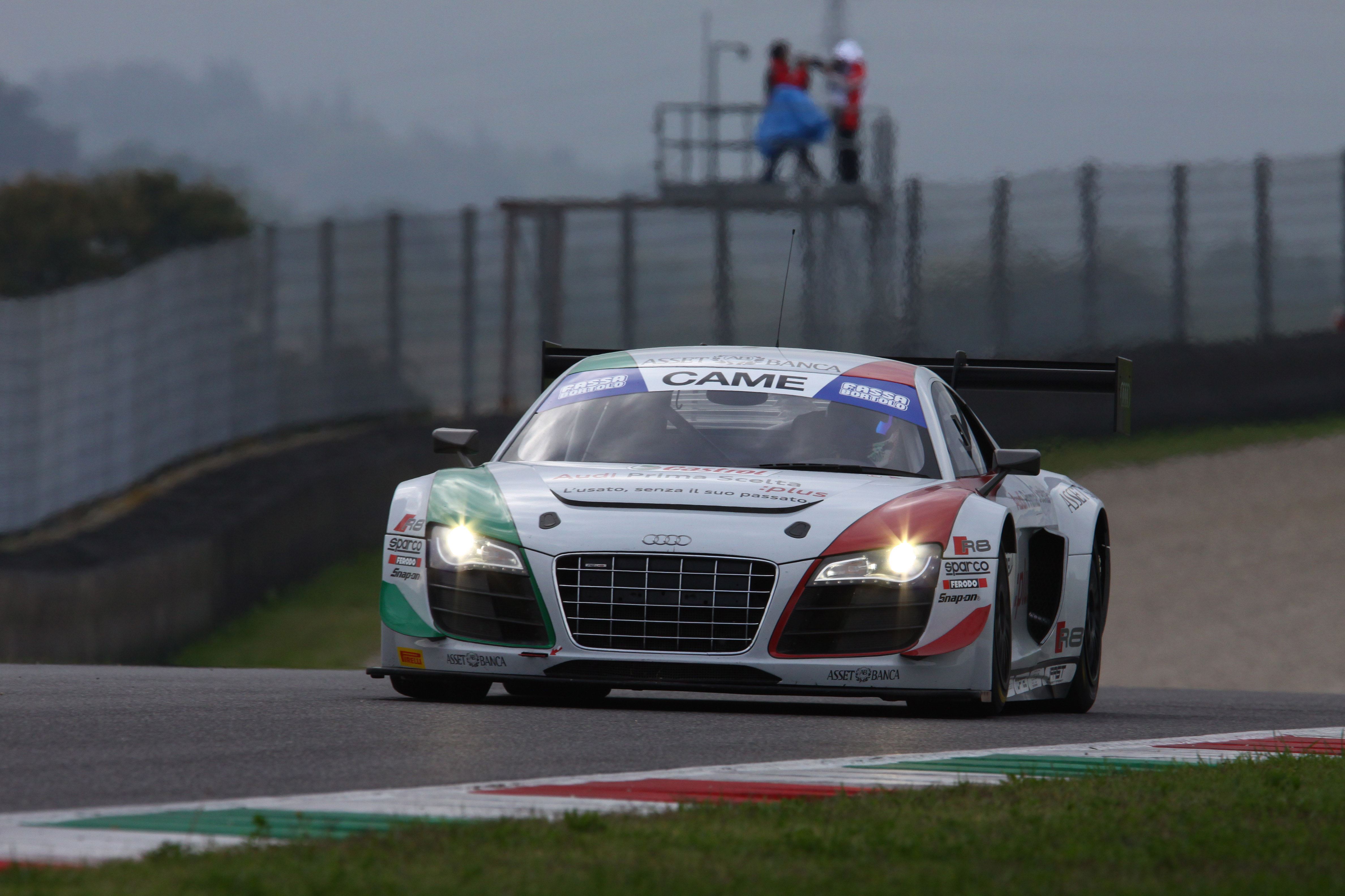 STREPITOSA POLE POSITION DI AMICI AL MUGELLO