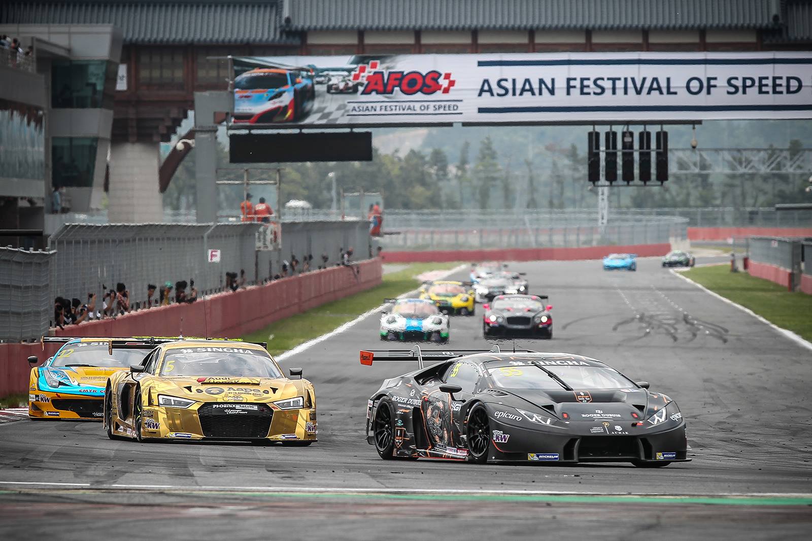 ESORDIO E PODIO PER ANDREA AMICI IN GT ASIA SERIES